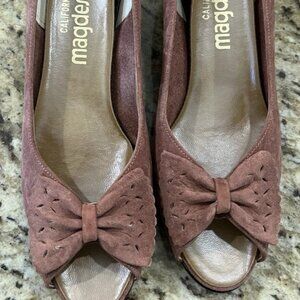 Vintage California Magdesians Women’s Suede Peep Toe Wedge Heels Bow Size 6M